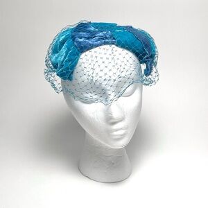 Vintage Bright Blue Velvet & Satin Fascinator Hat With Face Netting Church Derby